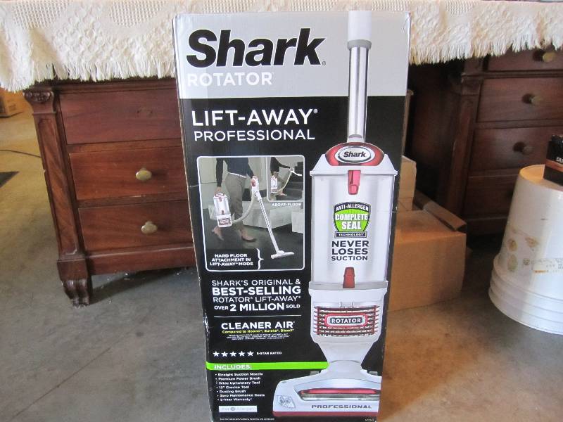lot 229 image: Shark Rotator Lift-Away Vacuum Open...