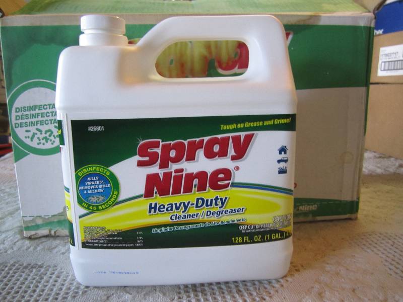lot 272 image: Case of 4 Spray Nine Heavy-Duty Cle...