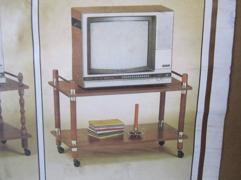 lot 286 image: Vintage Gerber Television Stand Con...