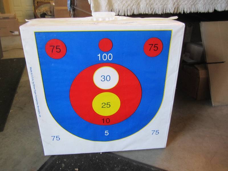 lot 287 image: Drew Foam Archery Target Never been...