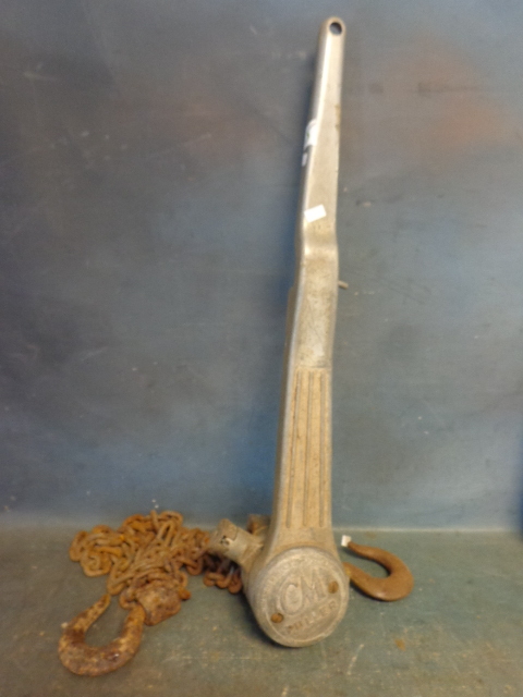 lot 15 image: CM Puller Lever Hoist