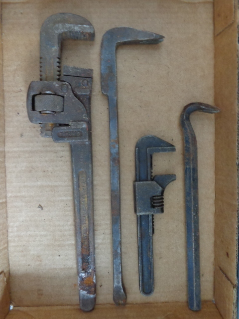 lot 28 image: Tools