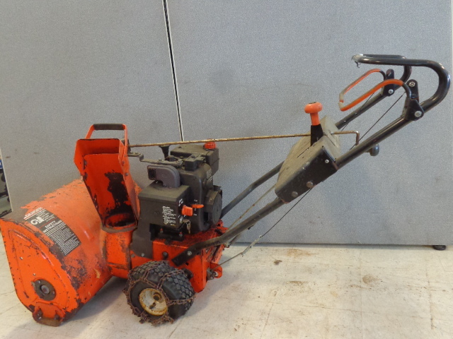 lot 1 image: Ariens STS24 Snowblower