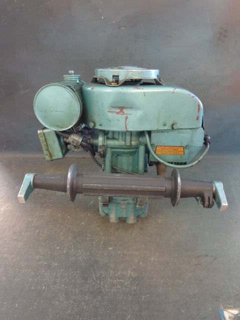 lot 14 image: Antique Kluge Ice Auger