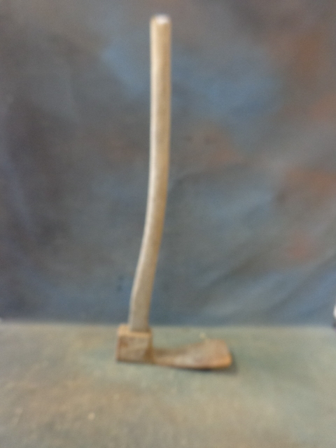 lot 78 image: Mattock