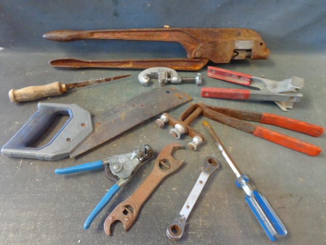 lot 94 image: Tools