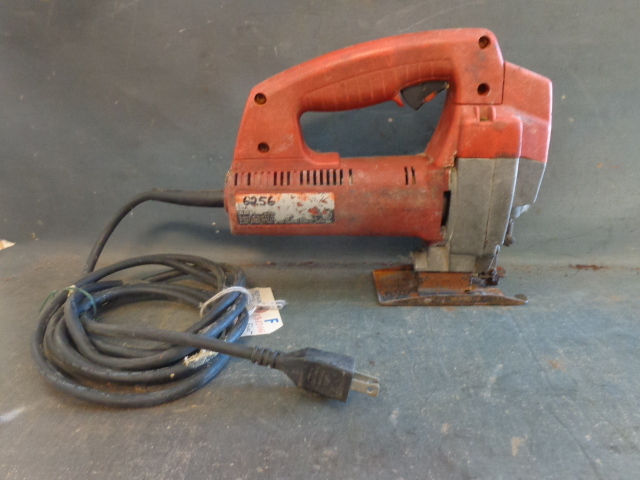 lot 61 image: Millwaukee Jigsaw