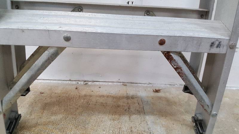 lot 2933 image: Gorilla Ladders 6 Folding Aluminum Step Ladder Model ASL2-6 Type II Max Load 225 lbs