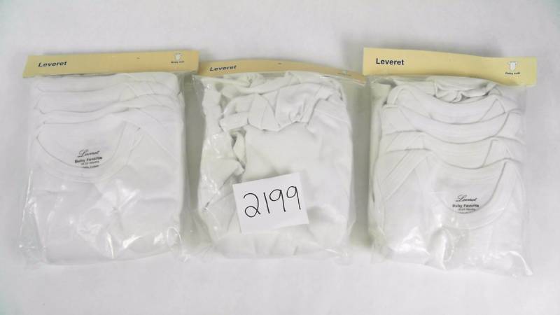 lot 2199 image: 15pc. Leveret Short Sleeve Onesies One Piece Underwear Baby Suit - Size 18-24 Months