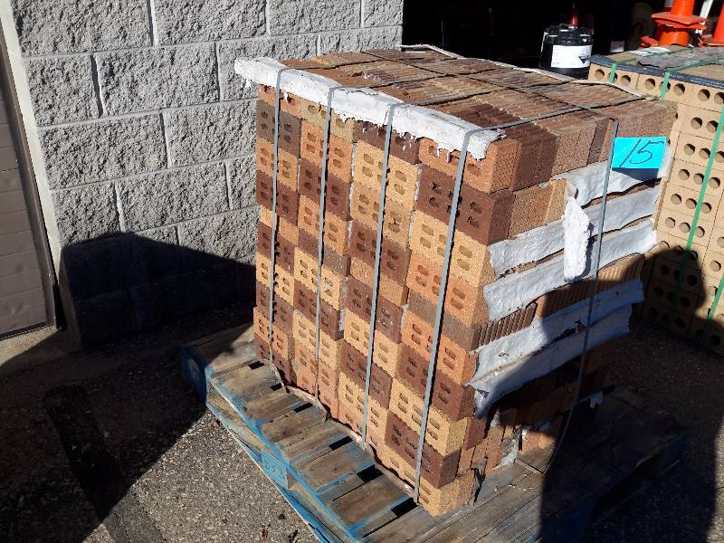 lot 15 image: Full Pallet of brick as shown