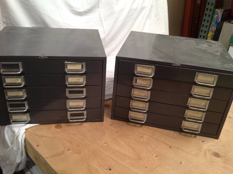 lot 24 image: Two Steel Cole Cabinets, Five Drawers each with Center Divider