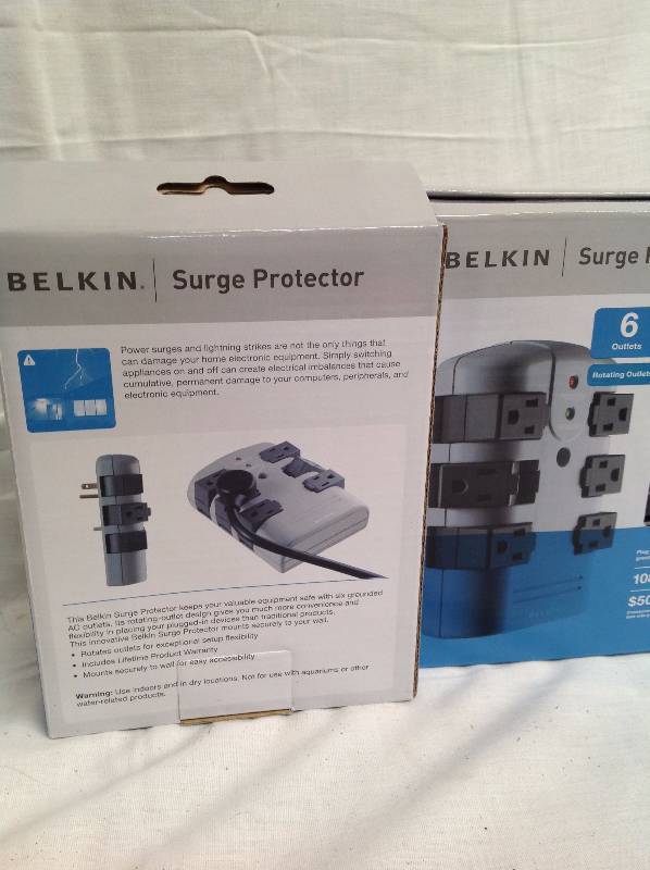 lot 22 image: 2-Belkin Outlet - 6 Spot