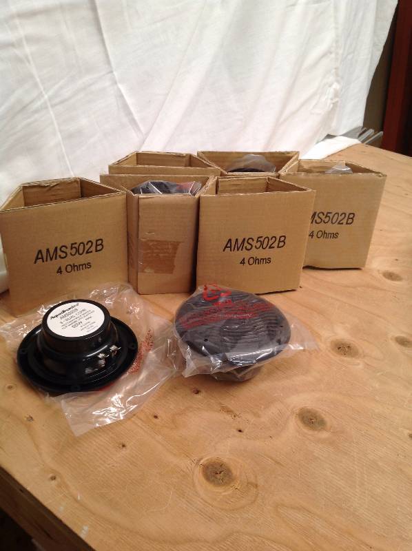 lot 117 image: 7 Aquatronics AMS502B 5 dual cone speaker 50 watt
