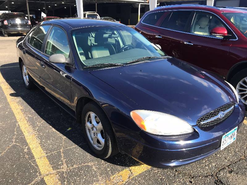 2000 Ford Taurus LX