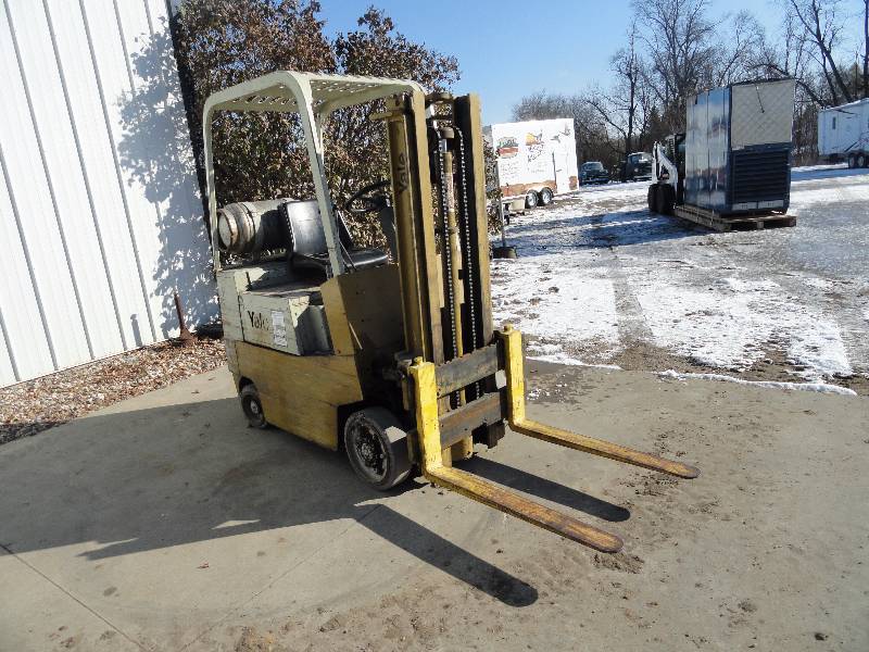 Forklift Yale