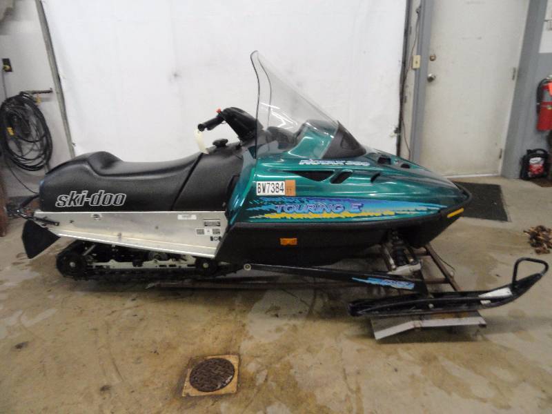 1996 Ski-Doo Snowmobile