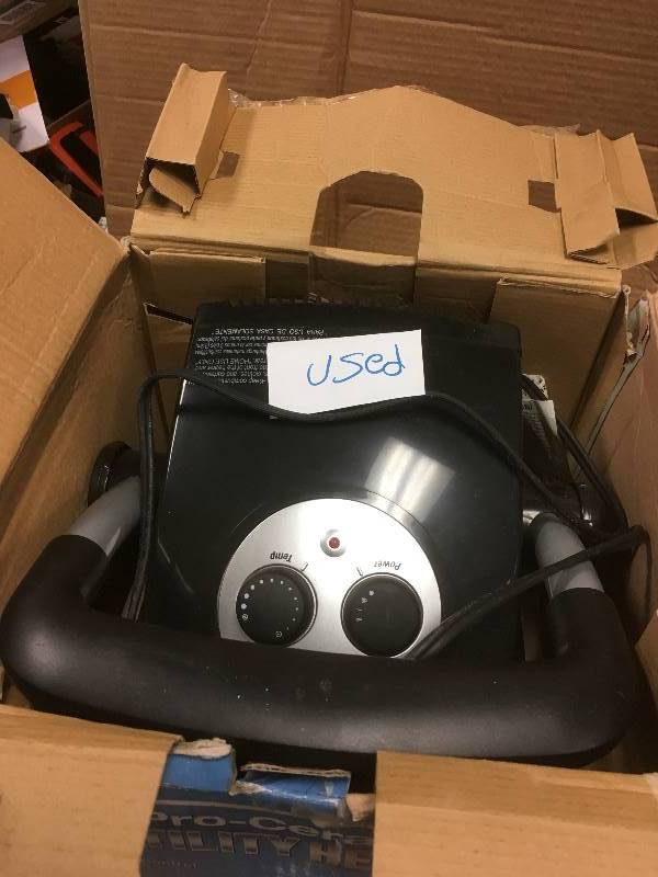 lot 35 image: Lasko Ceramic Compact Personal Electric Space Heater with Thermostat - Open Box