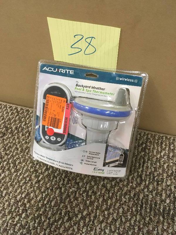 lot 38 image: AcuRite Wireless Digital Floating Pool and Spa Thermometer - Open Box