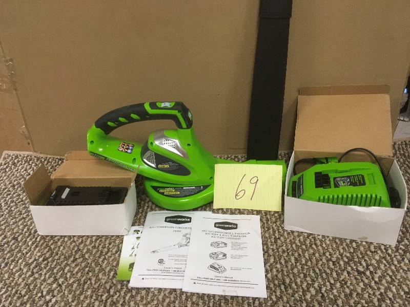 lot 69 image: Greenworks 40V Lithium-Ion Cordless & 40V Rechargeable Lithium-Ion Battery & Battery Charger - Open Box
