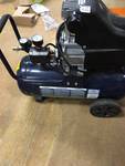 lot 150 image: CH Air Compressor, 8-Gallon Horizontal Oilless 3.7 CFM 1.3HP 120V 10A (DC080100) used good working condition
