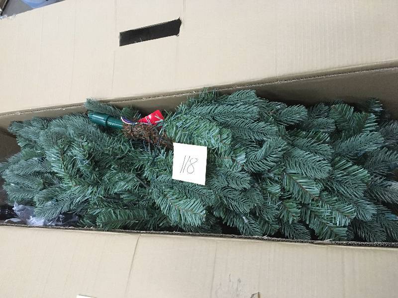 lot 118 image: Home Accents 6.5 ft. Blue Spruce Elegant Twinkle Quick-Set Artificial Christmas Tree with 400 Clear and Sparkling LED Lights
