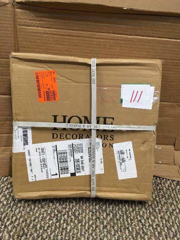 30 lb Add on weight for Market Umbrella in  Black. Open box