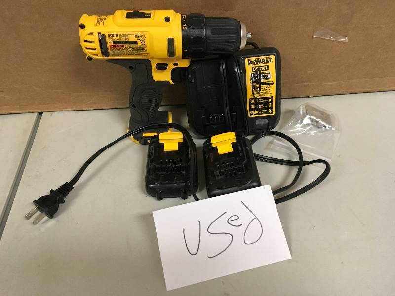 USED - DeWalt 122 Volt MAX Lithium-Ion 38 DrillDriver Kit - USED