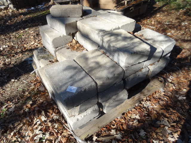 lot 6 image: Concrete retaining wall block. 12 x...