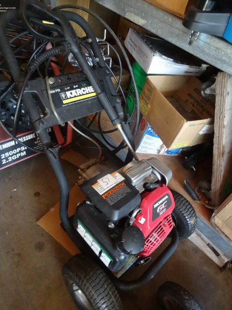 lot 57 image: Karcher 3000 PSI pressure washer. H...