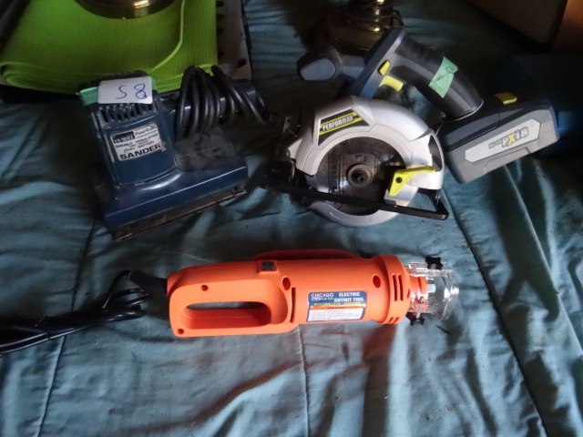 lot 85 image: Wards 2 speed sander. Chicago elect...