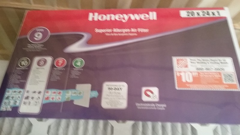 lot 13 image: Honeywell Air Filter