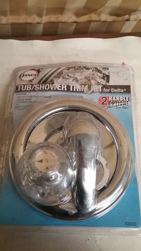 lot 32 image: 2x Danco Tub Shower Trim Kit