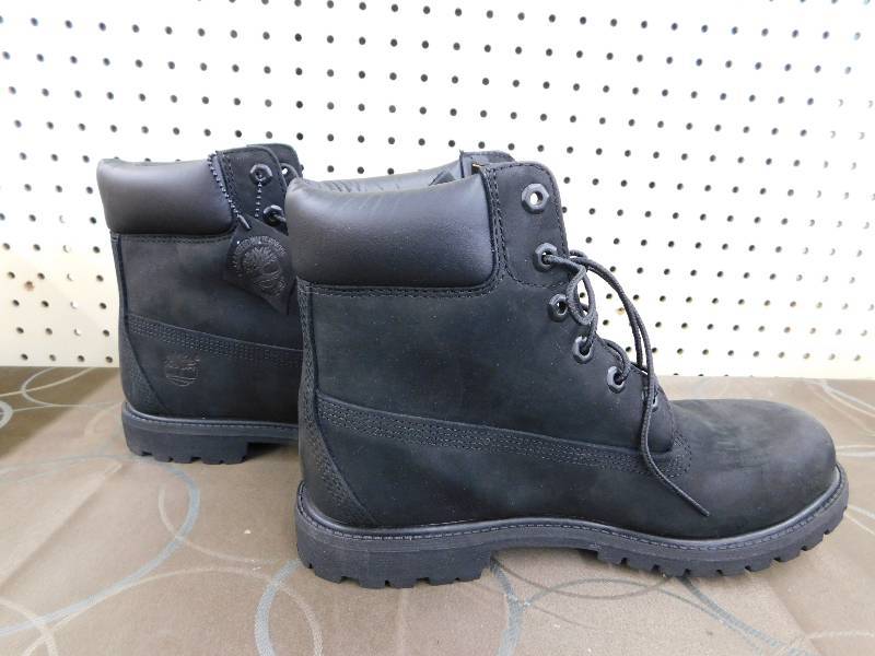 TIMBERLAND WOMEN SIZE 11