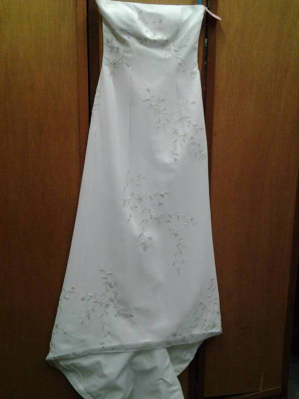 No Brand Size 6 White Sequins