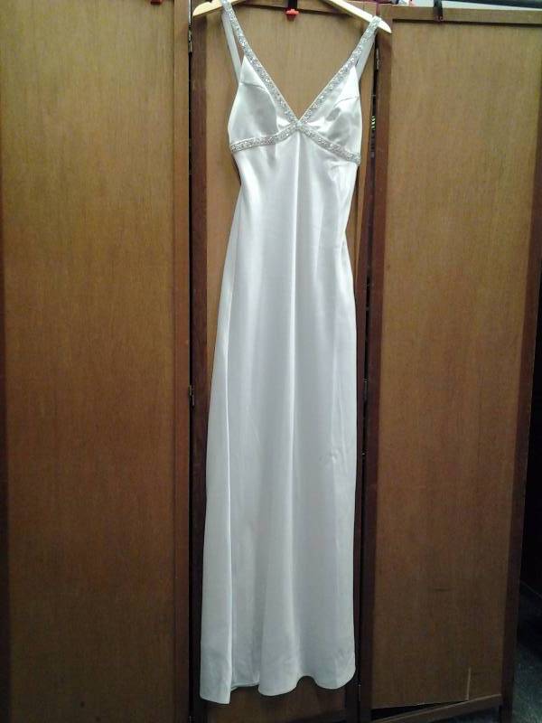 D.J. Nights Size 4 Ivory Beaded