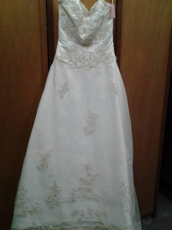 Classic By Eden Bridal Size 8 Beaded Ivory Pearl
