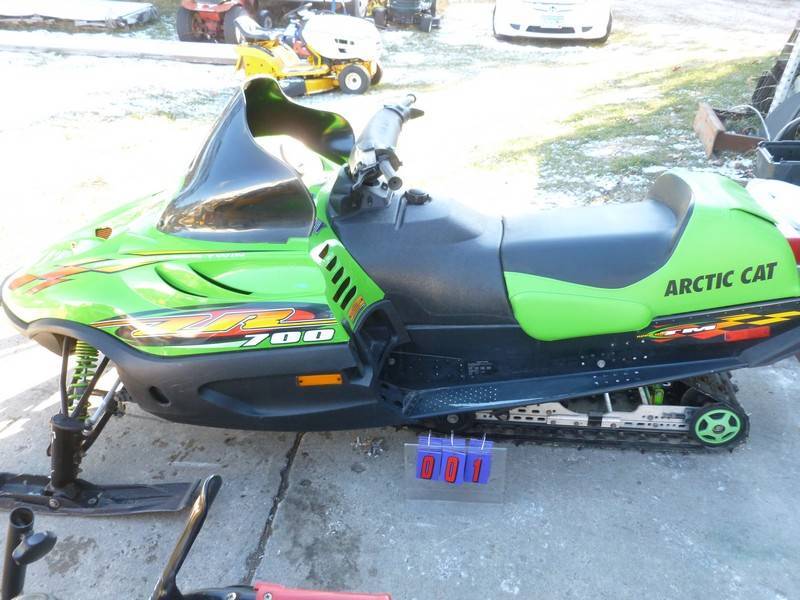 SnS auctions # 292 Cub Cadet snow blowers & misc.