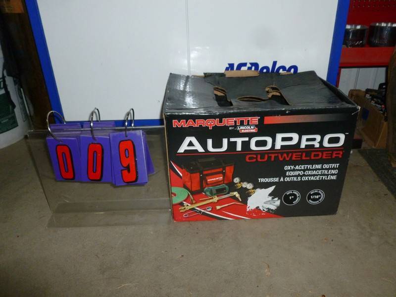 SnS auctions # 292 Cub Cadet snow blowers & misc.
