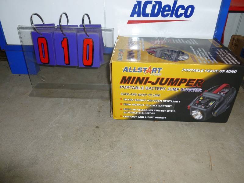 SnS auctions # 292 Cub Cadet snow blowers & misc.