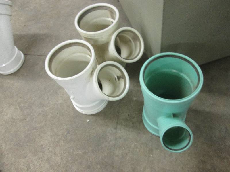 lot 5 image: 2- 8x4 gasketed heavy wall sewer ...