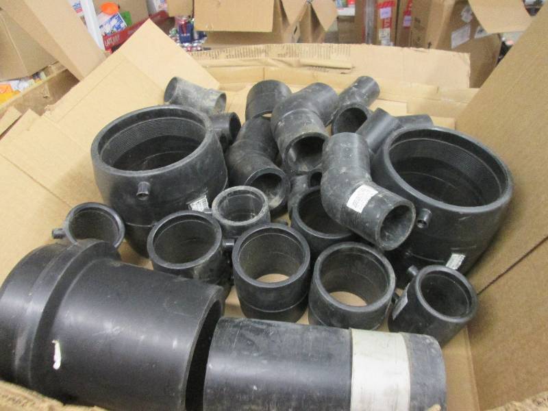 lot 28 image: lot of black plastic fusion fitting...
