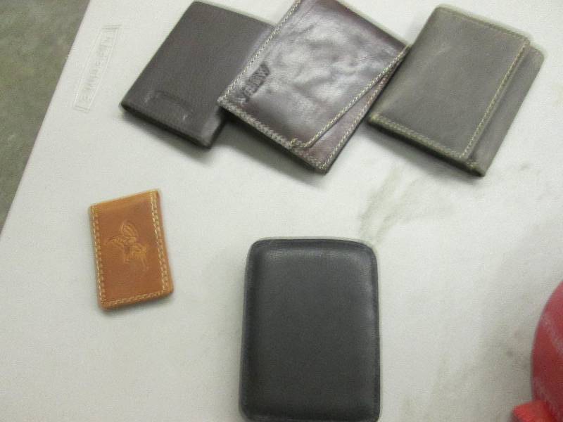 lot 80 image: 3 canyon leather wallets 1 canyon l...