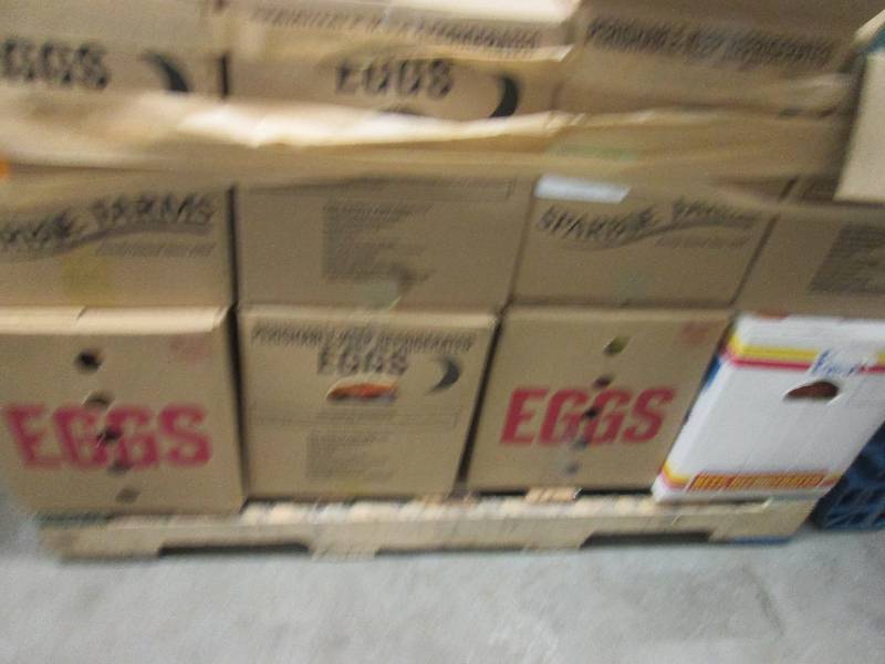 lot 91 image: 1 layer of egg cartonstrays  ...