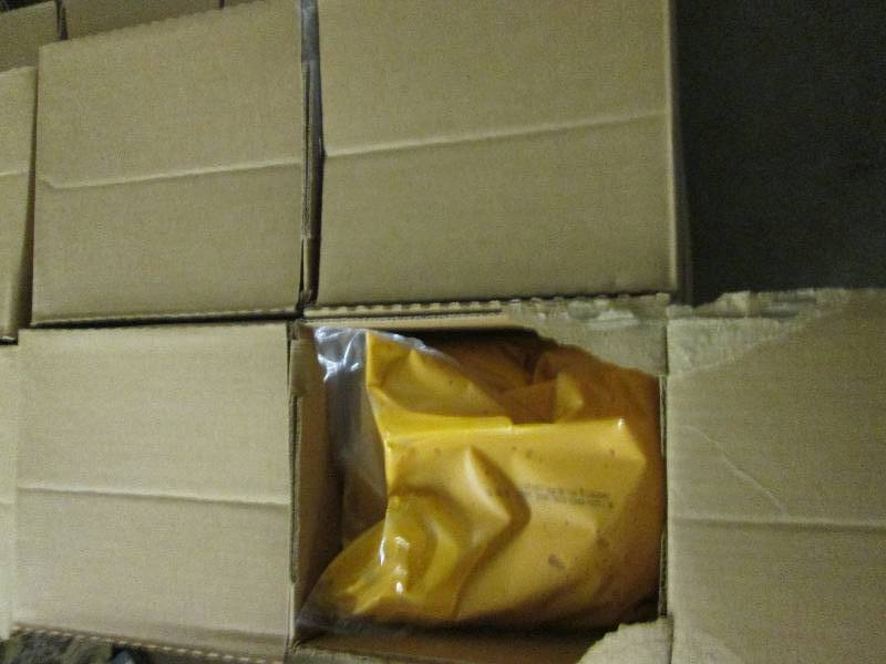 lot 93 image: 2 cases of fiesta pepper blend chee...