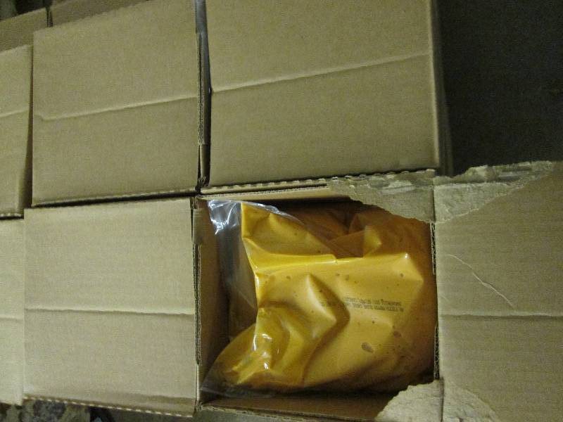 lot 95 image: 2 cases of fiesta pepper blend chee...