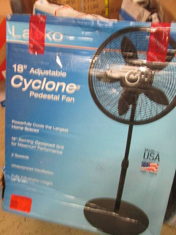 lot 180 image: 18 lasko adjustable pedestal fan t...