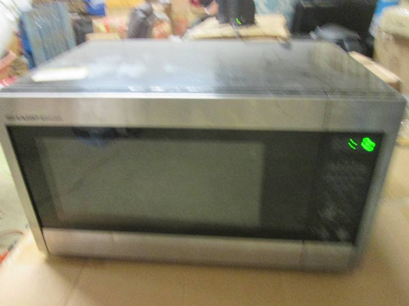 lot 205 image: sharp microwave tested and works ...