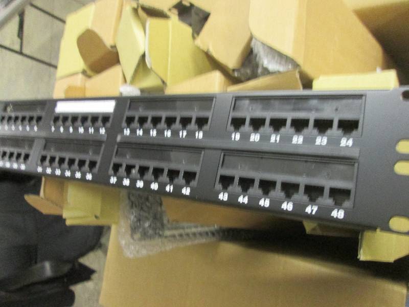lot 288 image: lot of cat 5e switches ...