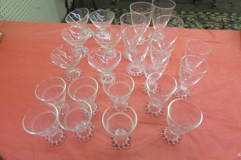 lot 229 image: GLASSWARE