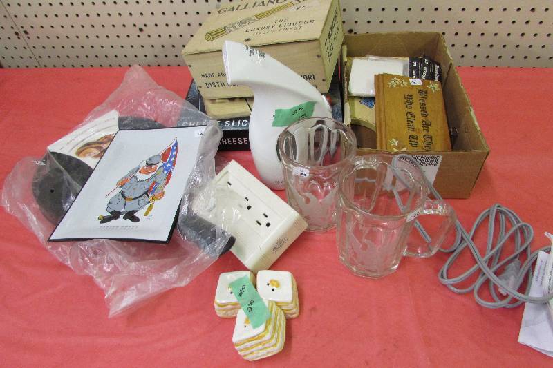 lot 223 image: MISC HOUSEHOLD ITEMS